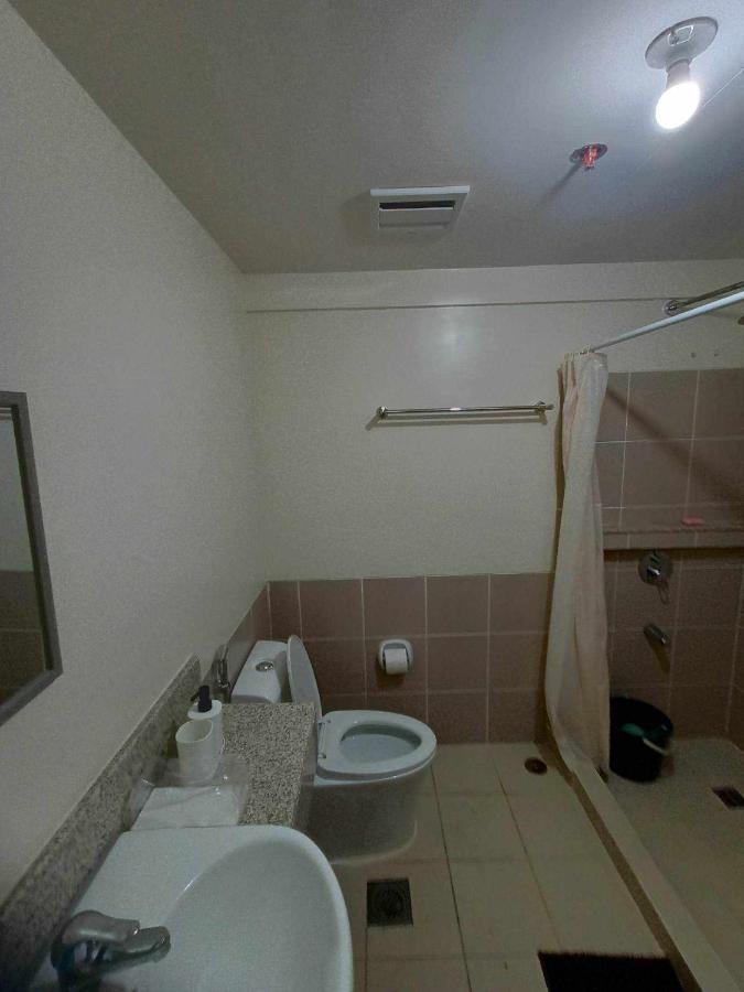 Acacia Estates Taguig Lejlighedshotel Manila Eksteriør billede
